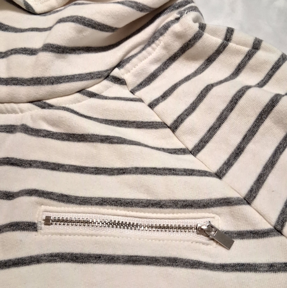 Abercrombie & Fitch Striped Cowl Neck Sweater Fleece Cream/ Gray SzL Sherpa - Picture 10 of 13